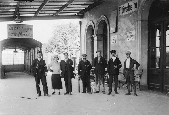 FGLP_0018  Flrsheimer Bahnhof um 1930