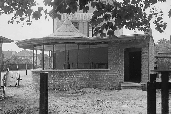 FGLP_0289  Bahnhofskiosk 1952